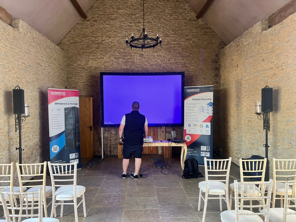 Projector hire, projector screen hire, PA system hire, PA, microphone, wireless microphone, speakers, event, meeting, important meeting, oxford, av hire, av, audio visual hire, AVE Services