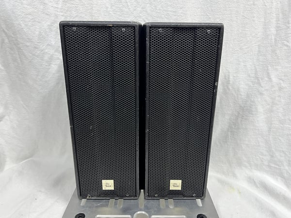 2x Achat 204A Black + Flight case (Ex-hire) - Image 2