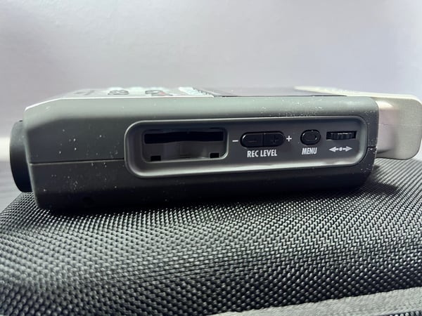 Zoom H4N Recorder + Accessories (Ex-hire) - Image 6