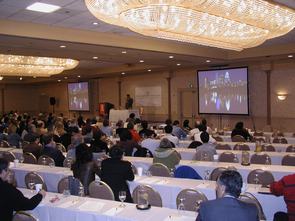 projection screen newbury berkshire theal thatcham slough swindon oxford projector