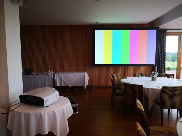 Epson EB-G7000W 6500 lumen projector - EX HIRE - Image 6