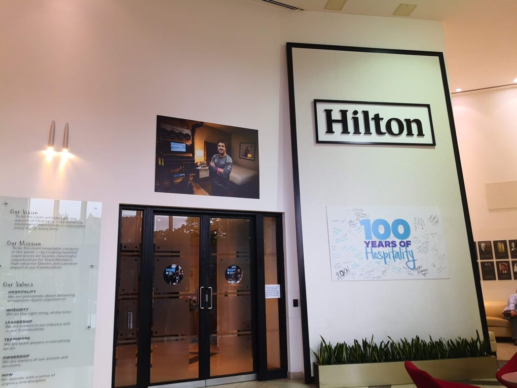 Hilton, Watford, Hilton Headquarters, Double tree Hilton, Microphone, Speakers, Technician, Microphone hire, speaker hire, pa system hire, audio visual hire, av hire, AVE Services, AVE, Hilton, Conference, Employee meeting, meeting, board room, employee update, London, Central London, AV supplier
