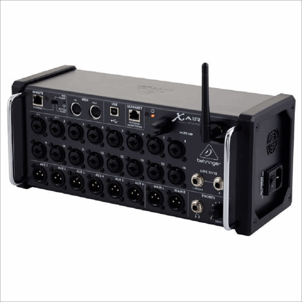 Behringer XR18