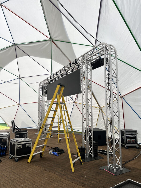 Metro Connect, New Forest, Customer event, event, conference, LED Videowall, LED, Printed graphics, staging, lighting, lectern, technicians, wireless microphones, pa system, multiple rooms, speakers, truss, large screen, laptops, AVE Services, audio visual equipment, av, av supplier