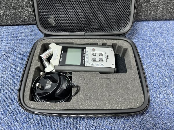 Zoom H4N Recorder + Accessories (Ex-hire) - Image 3