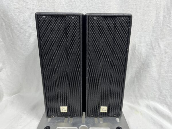 2x Achat 204A Black + Flight case (Ex-hire) - Image 2